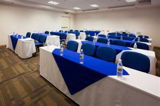 фото отеля Holiday Inn Express Irapuato