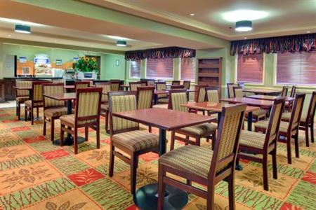фото отеля Holiday Inn Express Hotel & Suites Edmonton at the Mall