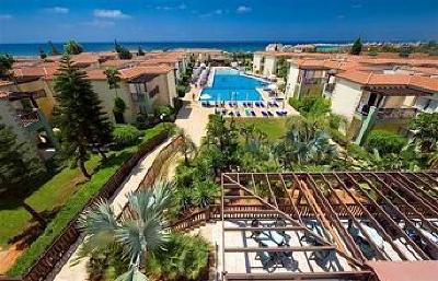 фото отеля Thalassaki Holiday Village