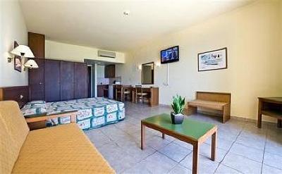 фото отеля Thalassaki Holiday Village