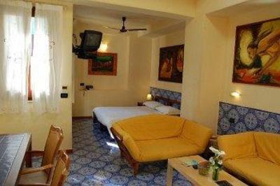 фото отеля Petit Hotel Milazzo