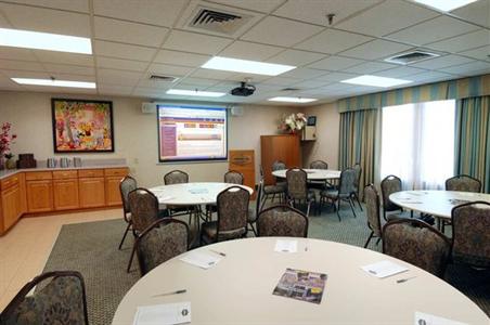 фото отеля Hampton Inn Harrisburg West