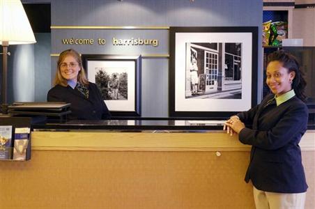 фото отеля Hampton Inn Harrisburg West