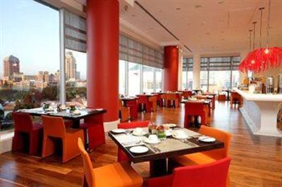 фото отеля Radisson Blu Hotel Sandton Johannesburg