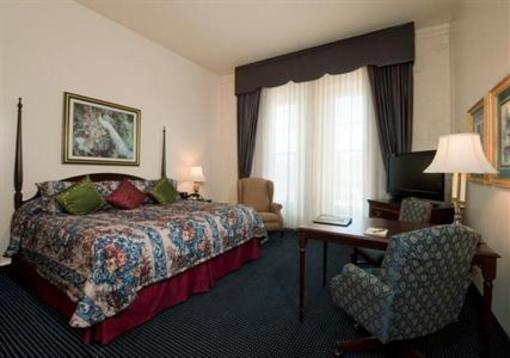 фото отеля Hotel At Oldtown Wichita