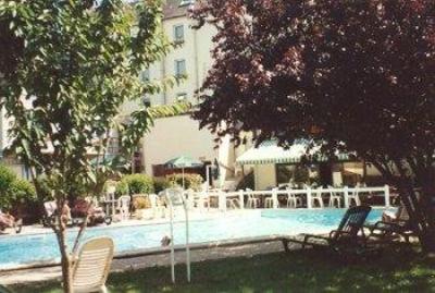 фото отеля Logis Les Bains De Mer