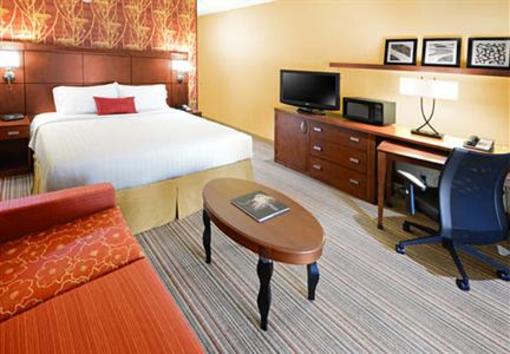 фото отеля Courtyard by Marriott Fort Worth University Drive