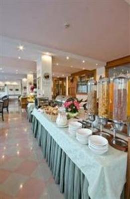 фото отеля Benacus Hotel Riva del Garda