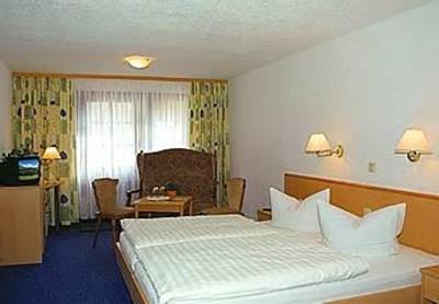 фото отеля Hotel Zum Burgergarten Stolberg (Saxony-Anhalt)