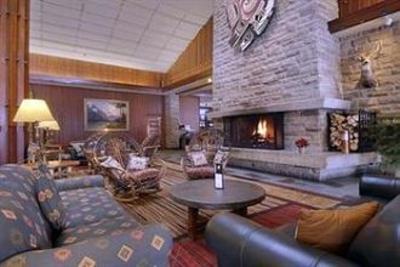 фото отеля Fairmont Jasper Park Lodge