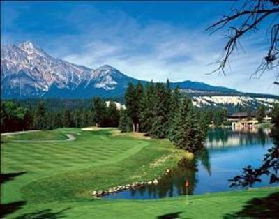 фото отеля Fairmont Jasper Park Lodge