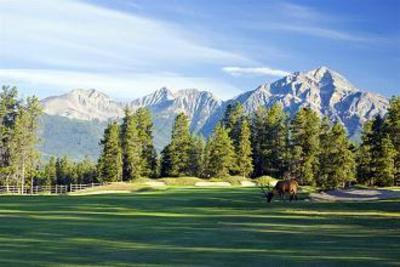 фото отеля Fairmont Jasper Park Lodge