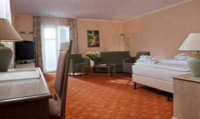 фото отеля Loev Rugen Hotel Binz