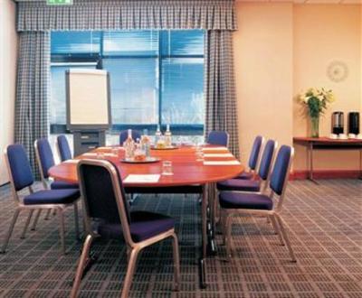 фото отеля Holiday Inn Brentwood (England)
