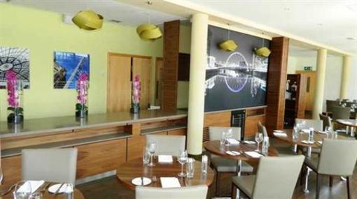 фото отеля Hilton Garden Inn Glasgow City Centre