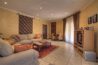 фото отеля Tladi Lodge Johannesburg