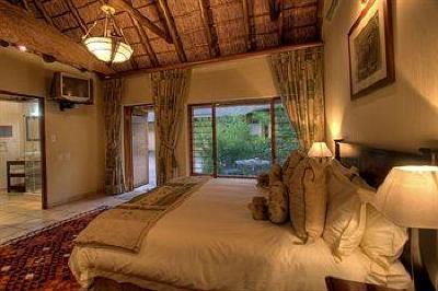 фото отеля Tladi Lodge Johannesburg