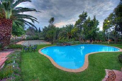 фото отеля Tladi Lodge Johannesburg