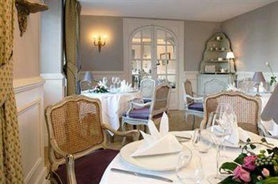 фото отеля Hotel De La Poste Beaune