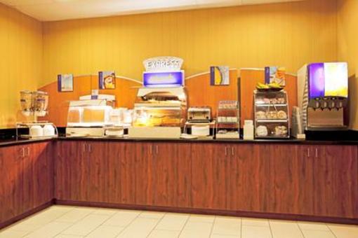 фото отеля Holiday Inn Express Hotel & Suites Minden