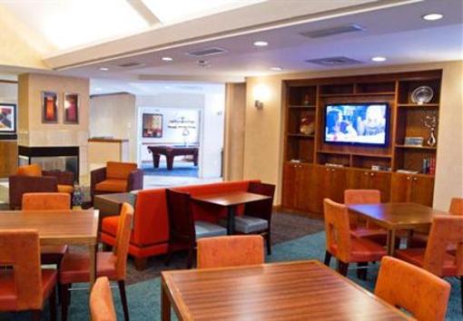 фото отеля Residence Inn Charlotte Lake Norman