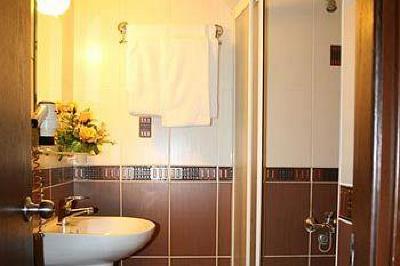 фото отеля Kristal Hotel Adana