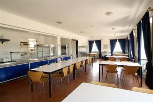 фото отеля Catalazete - Oeiras  Youth Hostel