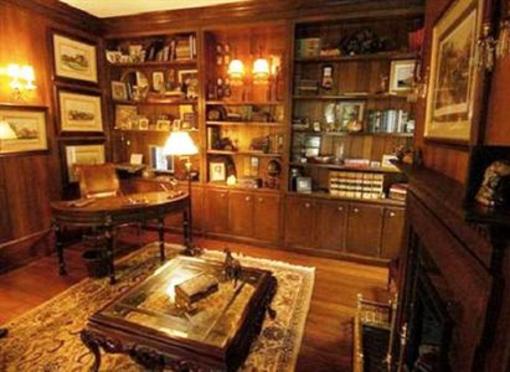 фото отеля Perrin Guest House Inn