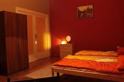 фото отеля Hostel Cinnamon