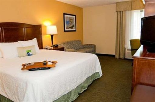 фото отеля Hampton Inn Cincinnati Riverfront (Downtown Area)