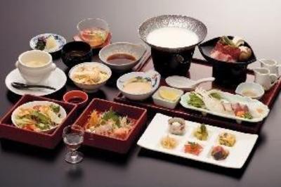 фото отеля Miyajima Kanko Hotel Kinsui Villa