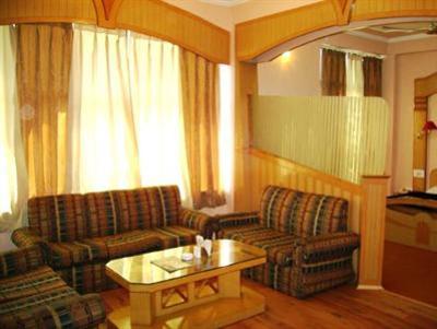 фото отеля Hotel Sandhya Palace