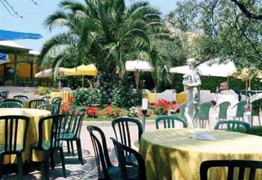 фото отеля Hotel Parco degli Ulivi Scerne
