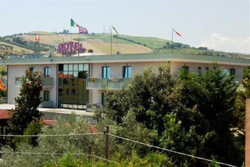фото отеля Hotel Parco degli Ulivi Scerne