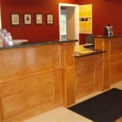 фото отеля All Seasons Inn & Suites