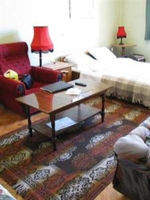фото отеля Repos Guest Rooms