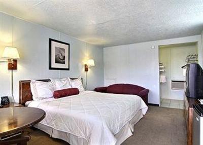 фото отеля Rodeway Inn Santa Rosa