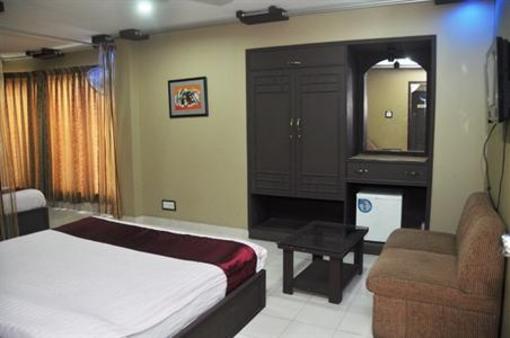 фото отеля Hotel Grand Dhaka