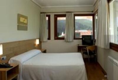 фото отеля Hotel Errekagain