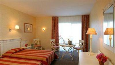 фото отеля Hotel L’Ermitage Saulges