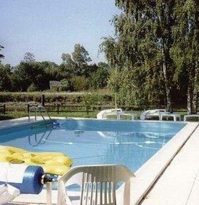 фото отеля Logis Le Port Saint Aubin