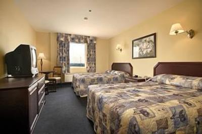 фото отеля Super 8 Motel West Vaudreuil