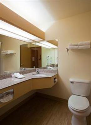 фото отеля Inn at Wecoma