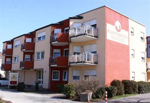 фото отеля Apartments Seligenstadt