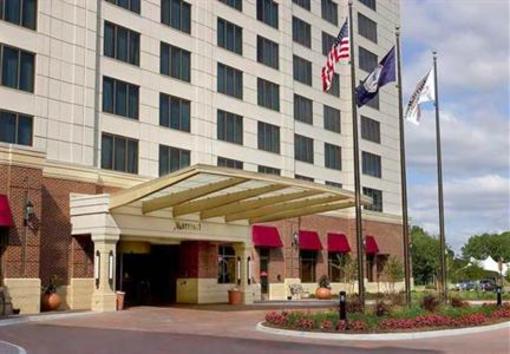 фото отеля Marriott Newport News at City Center