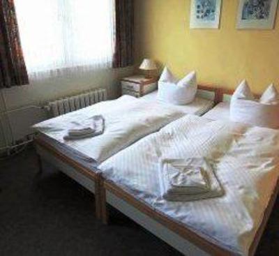 фото отеля Hotel am Larchenberg
