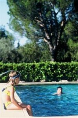 фото отеля Domaine Le Moulin Neuf Bungalow Uzes