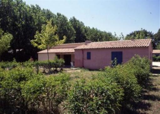 фото отеля Domaine Le Moulin Neuf Bungalow Uzes