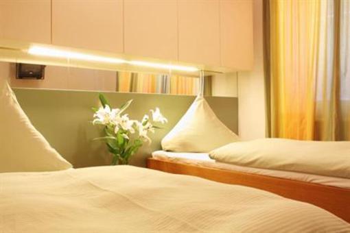 фото отеля Hotel Solitaire Praslavice