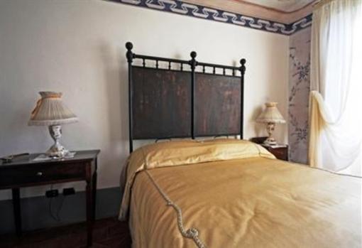 фото отеля Relais San Desiderio Asti